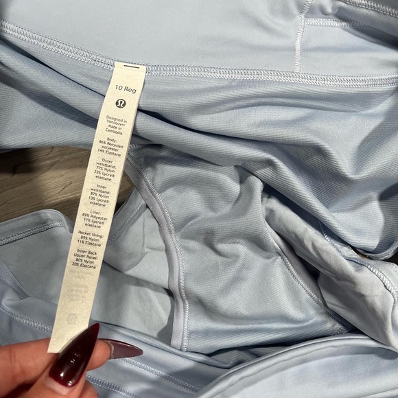 Lululemon Speed Up Short *2.5" LR - Picture 8 of 8
